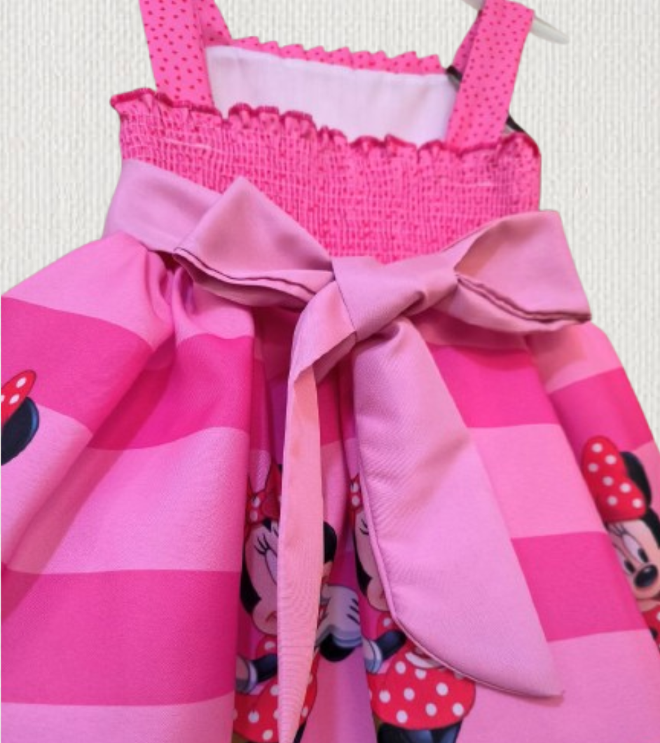 🎉 Vestido Minnie Rosado – Divertido y encantador por solo $94.900